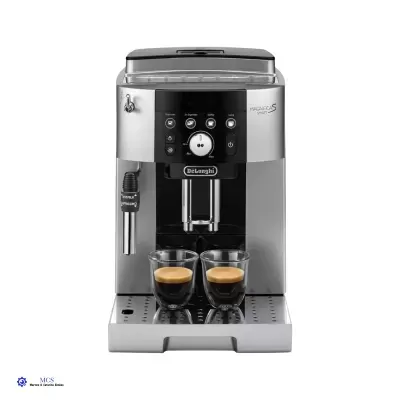 Máquina de café expresso DeLonghi Magnifica S Smart com dois copos de vidro