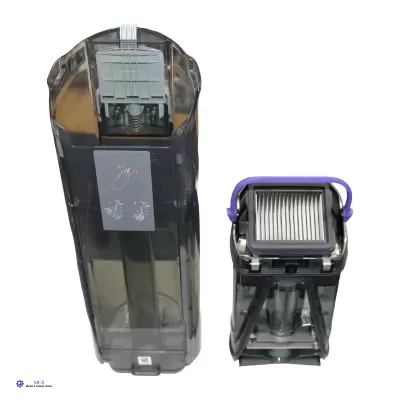 Depósitos de aspirador de pó cinzentos transparentes com detalhes pretos e roxos