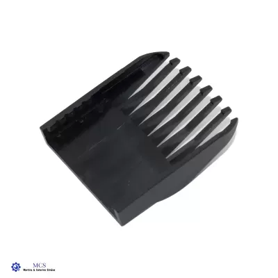 Pente de plástico preto com dentes largos e espaçados