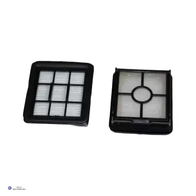 Dois filtros quadrados para aspirador com malha branca e estrutura preta