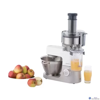 robot de cozinha branco com centrifugador a fazer sumo de maçã