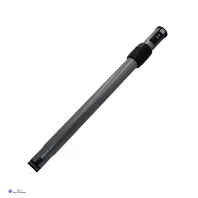 Tubagem metálica cinzenta com extremidades pretas e texto 3/8