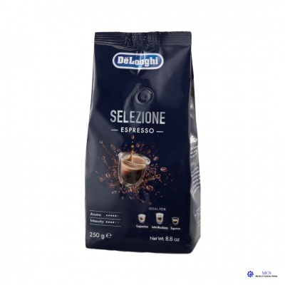 Pacote azul escuro de café em grão DeLonghi Selezione Espresso de 250 g com imagem de café e texto branco