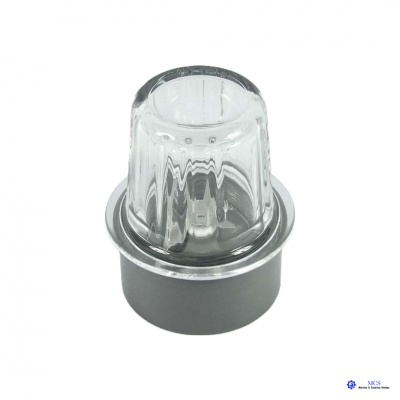 Frasco pequeno de vidro transparente com tampa metálica prateada e base cinzenta