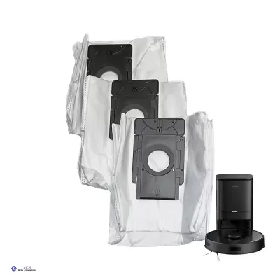 Três sacos de aspirador de pó com suportes plásticos e robô aspirador preto