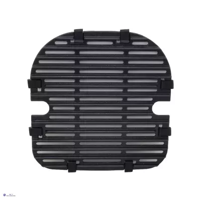 Grelha preta quadrada com cantos arredondados e presilhas