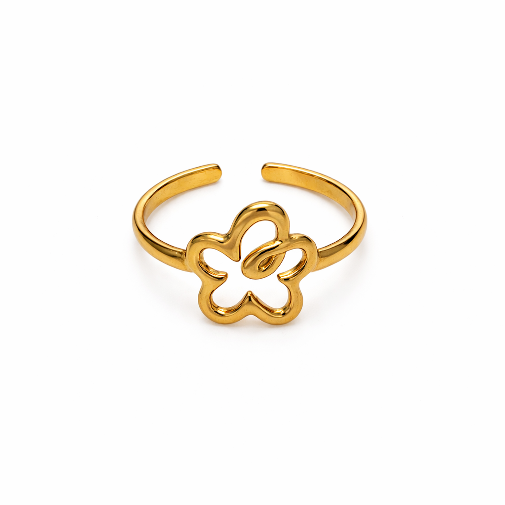 Pulseira dourada com flor recortada no centro