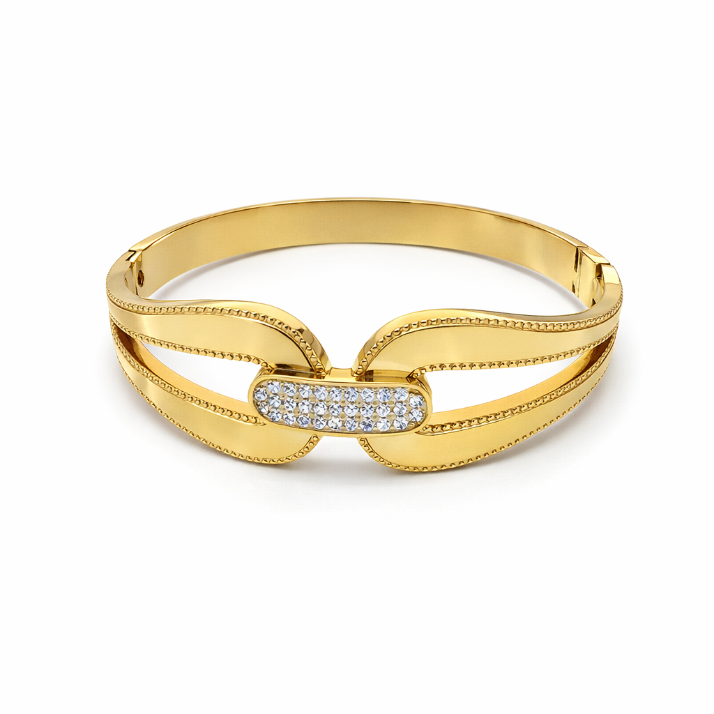 Pulseira dourada com cristais em fundo branco