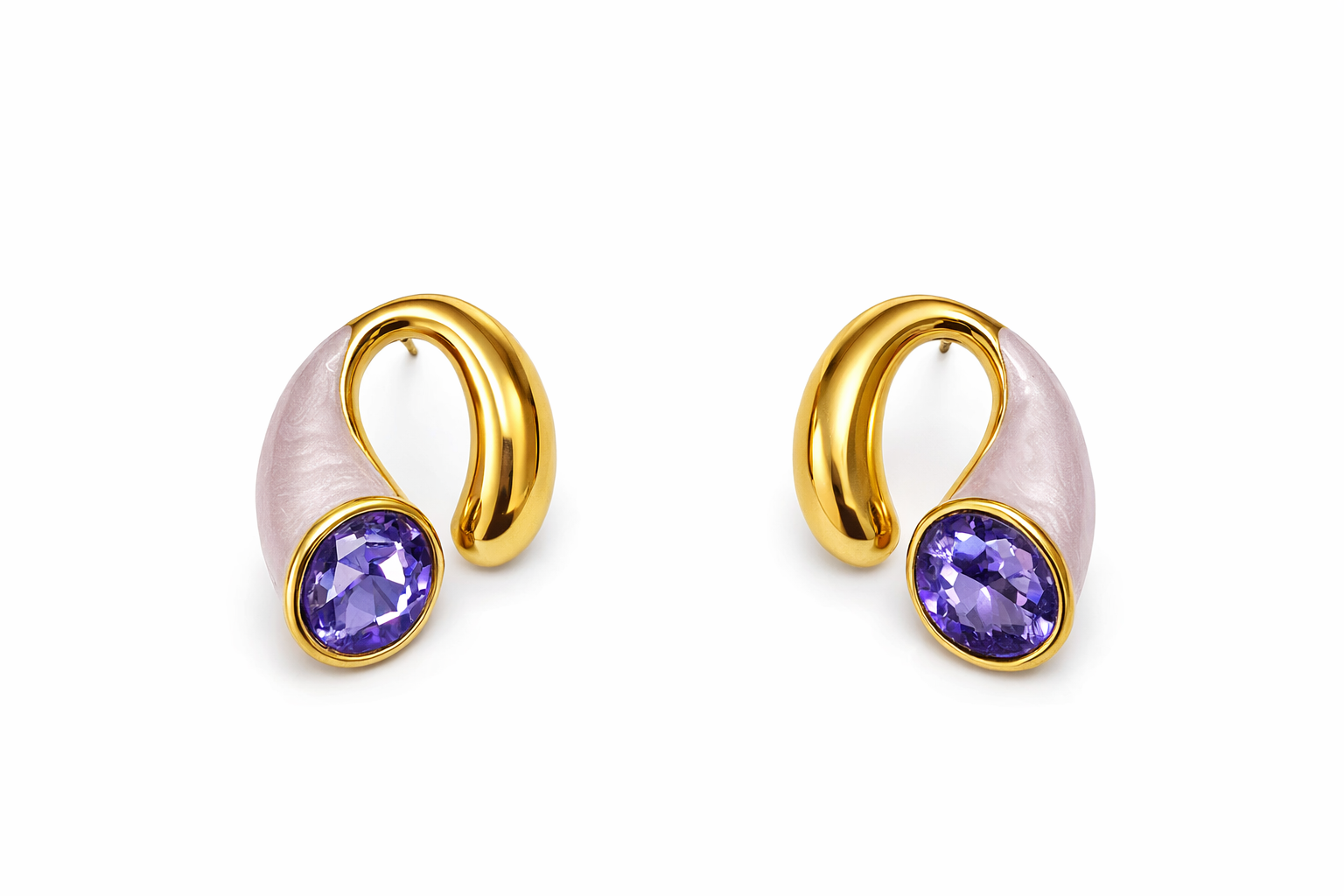 Par de brincos dourados com pedra roxa e detalhe rosa