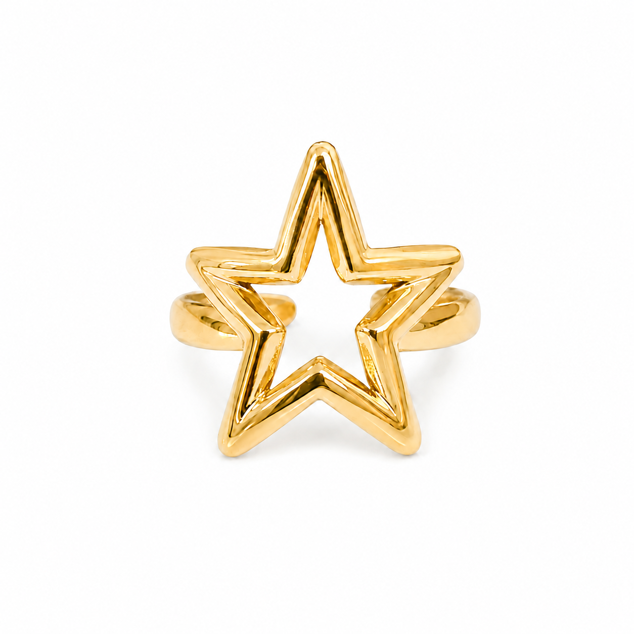 Anel dourado com estrela vazada