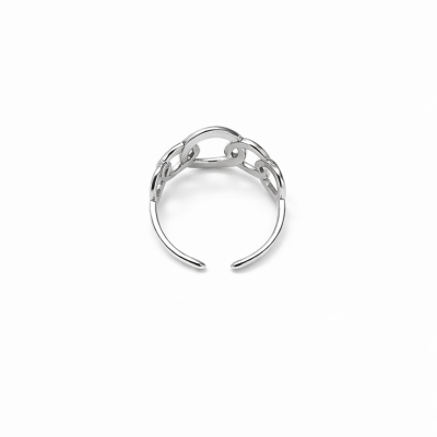 Anel aberto prateado com elos entrelaçados