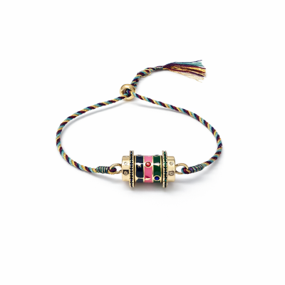Pulseira com cordão colorido e cilindro decorativo dourado com esmalte colorido