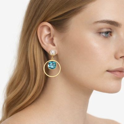 Brincos dourados com pérola e pedra azul