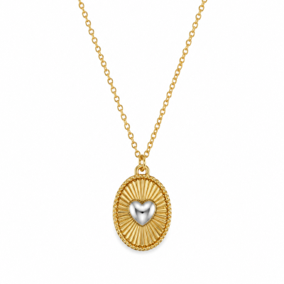 Colar dourado com pendente oval e coração prateado no centro