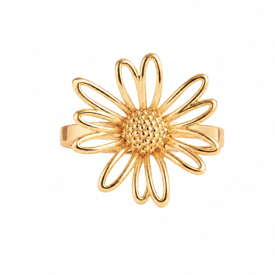 Anel dourado em forma de flor com textura no centro e pétalas estilizadas