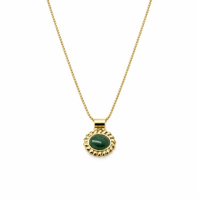 Colar dourado com pingente verde oval