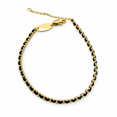 Pulseira fina dourada e preta com placa oval lisa e fecho de lagosta.