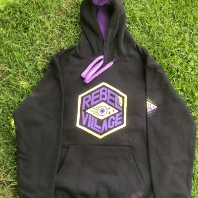 HOODIE&#x20;REBEL&#x20;VILLAGE19
