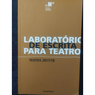 Capa de livro castanha com texto em branco e preto