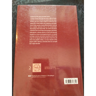 Capa traseira de livro vermelha escura com texto em português e código de barras