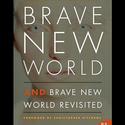 Capa do livro Brave New World and Brave New World Revisited, texto em branco e laranja sobre fundo com rosto humano