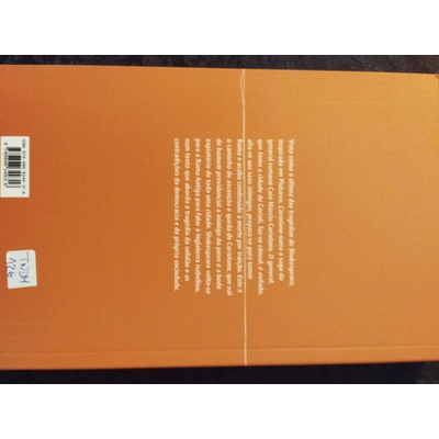 Contracapa de livro com capa laranja e texto branco