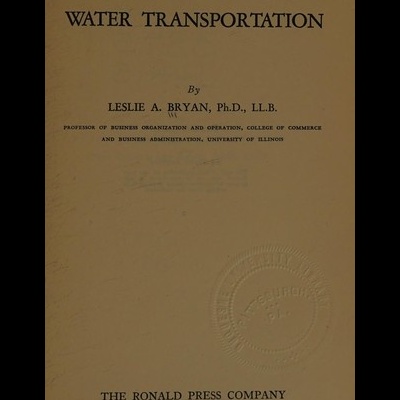 Página de rosto do livro PRINCIPLES OF WATER TRANSPORTATION com texto impresso em fundo bege e selo em relevo.