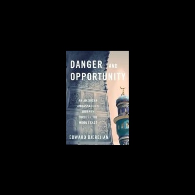 Capa de livro com torre do Médio Oriente e título em branco