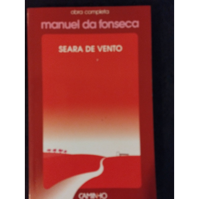 Capa de livro vermelha com título e autor em branco