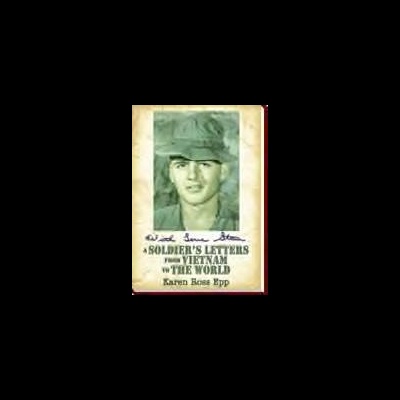 Fotografia a preto e branco de jovem militar com texto sobreposto.