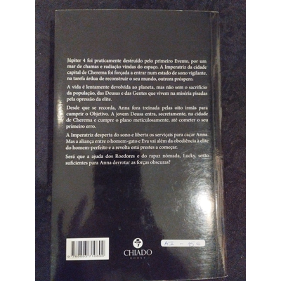 Capa traseira de livro preto com texto em português e etiqueta de preço