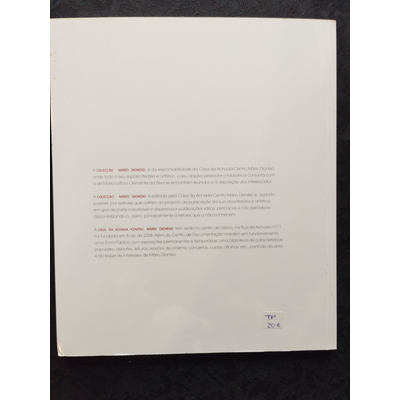 Contracapa de livro com texto em português e etiqueta de preço 20 €