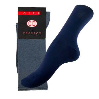 Meias femininas azuis com etiqueta de marca C.D Fashion