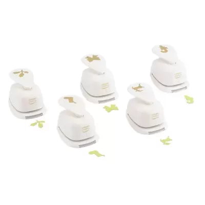 Perfurações de papel brancas com desenhos dourados e formas verdes cortadas