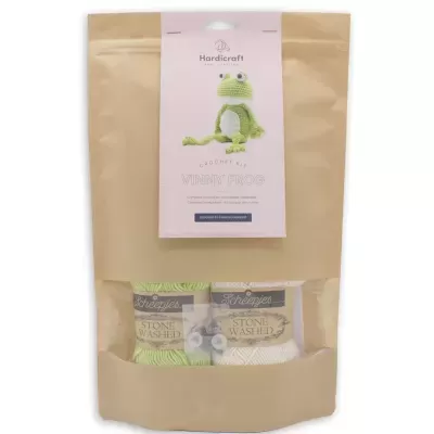 Conjunto para crochet com fios verde e branco na embalagem castanha com janela transparente