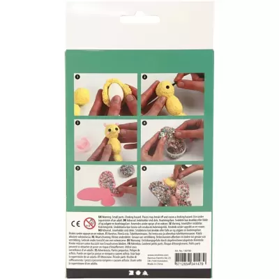 Instruções para montar brinquedo de pelúcia amarelo em embalagem