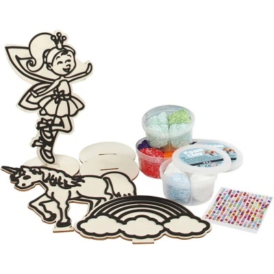 Figuras de madeira para pintar com bolinhas de espuma coloridas e autocolantes brilhantes