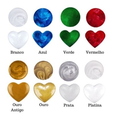 Amostras de tintas em círculos e corações de várias cores com nomes em português.