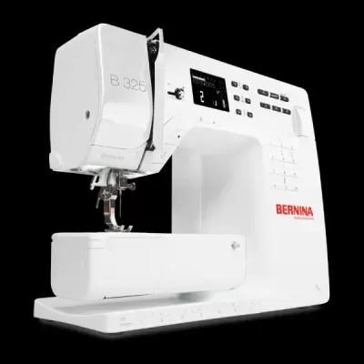 Máquina de costura branca BERNINA B 325 com visor digital e botões