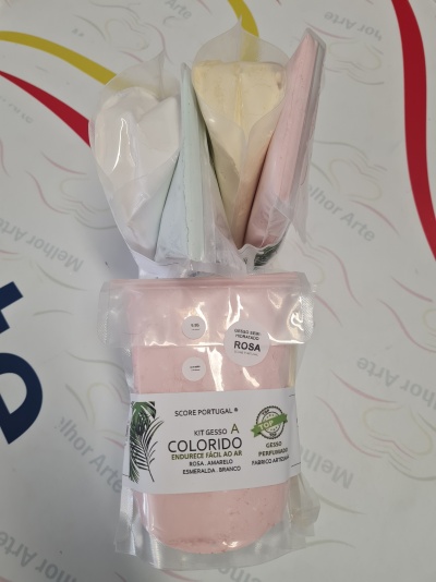 Kit de gesso colorido em embalagens plásticas transparentes com etiqueta