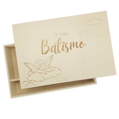 Caixa de madeira com tampa decorada para batismo