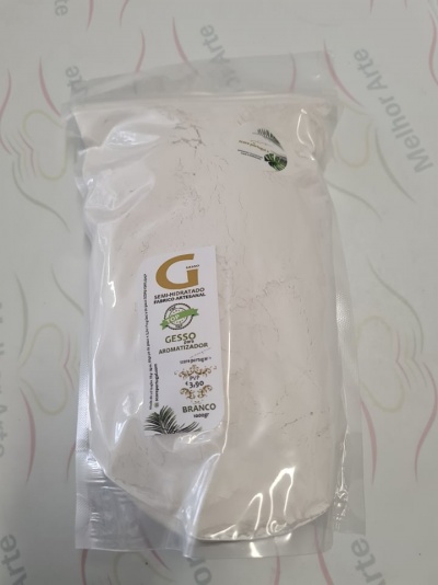 Pacote plástico com pó branco 'Gesso Aromatizador Semi-Hidratado Branco 1600g'