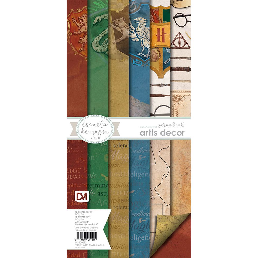 Bloco 12x12 + Kit Coleção | Escola de Magia Papel de scrapbooking com estampas de Harry Potter nas cores vermelho, verde, azul, dourado e bege.