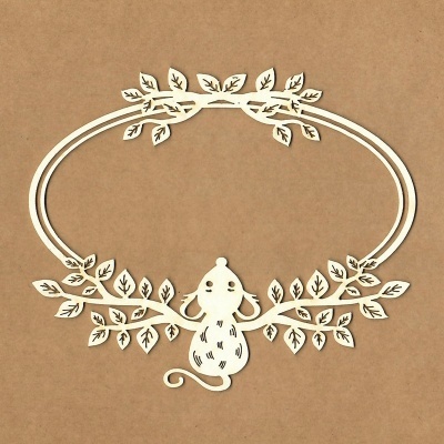 Moldura oval de madeira com folhas e rato decorativo