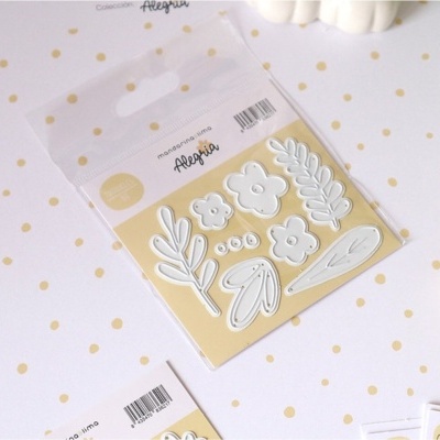 Conjunto de moldes de corte para artesanato com folhas e flores em plástico branco