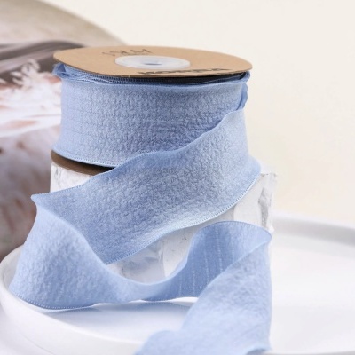 Rolo de fita azul claro texturizada