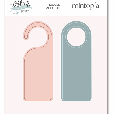 Metal troquel para cartões de pendurar rosa e azul sobre fundo branco