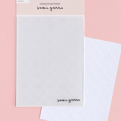 Pasta de embossing branca com padrão de patos em relevo