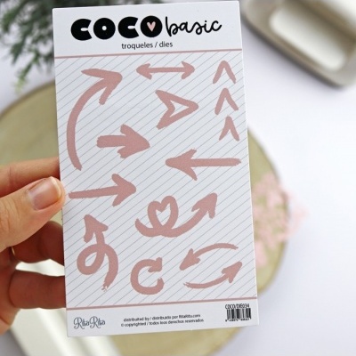 Embalagem de cortes COCO basic com várias setas rosa e coração