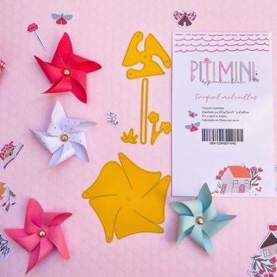 Kit de moleinhas coloridas com suporte amarelo e etiqueta com texto